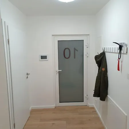 公寓 Modernes Design-apartment In Zentrum Nahe Bahnhof Mit Garage & Kueche