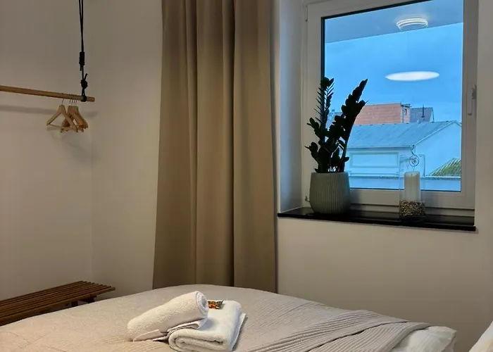 Appartement Modernes Design-apartment In Zentrum Nahe Bahnhof Mit Garage & Kueche Paderborn